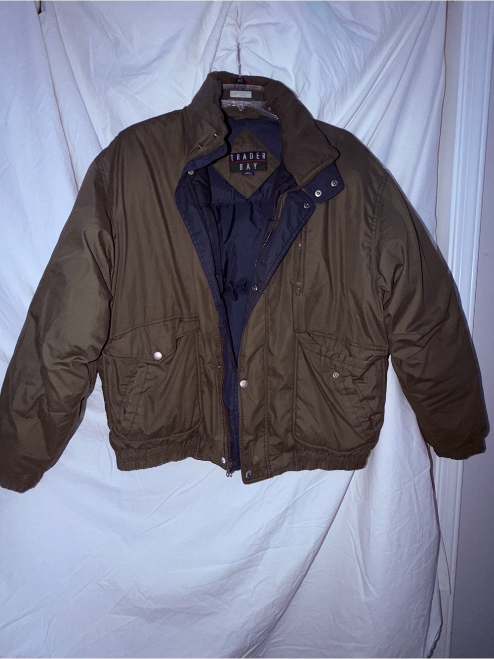 Trader Bay Men's Olive Green Puffer Jacket with Navy Lining